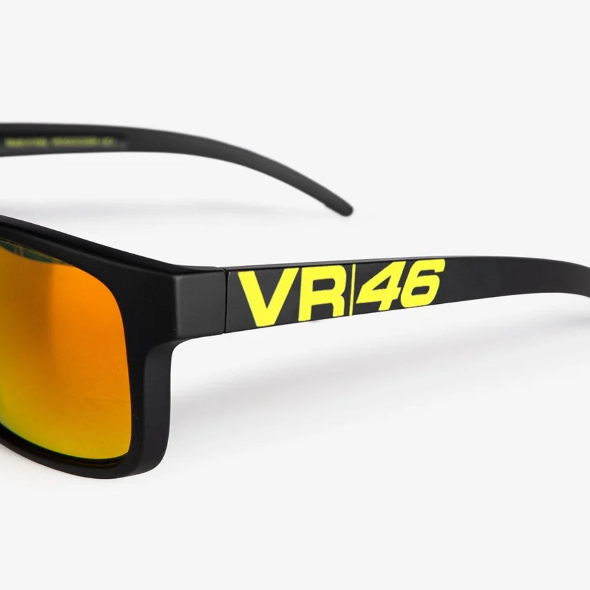 Lentes de Sol Oficiales VR46 - Red Race Mirror / Matte Black